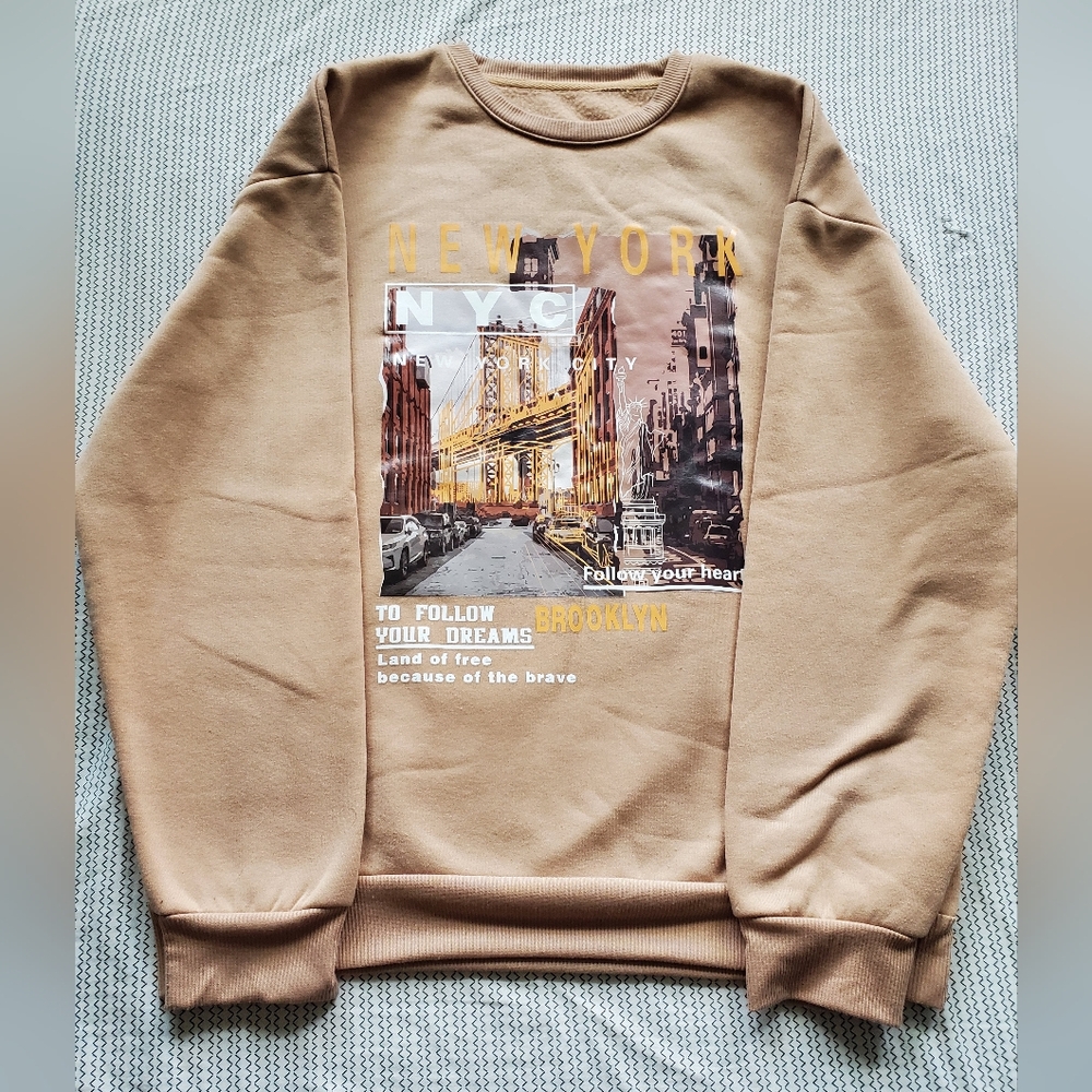 NYC mens Crewneck Pullover Size Large